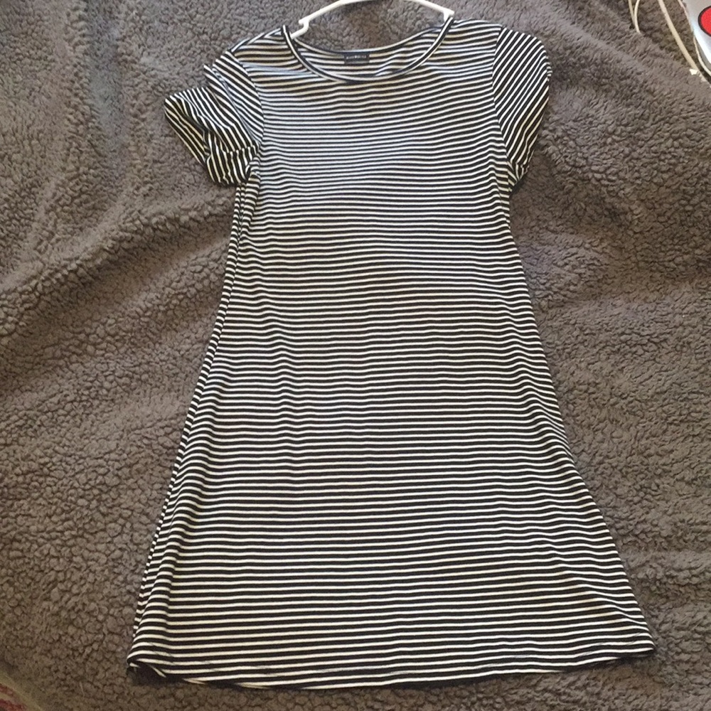 Black and white Brandy Melville dress